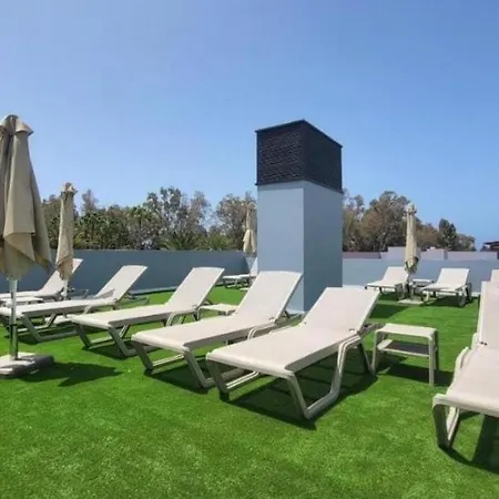 Sunset Bronze- Calidez, Estilo Y Mar En アパート *